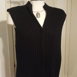 black sleeveless zip up sweater